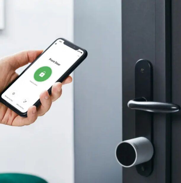 Manage Doors, Permissions, and Entry Logs From One System